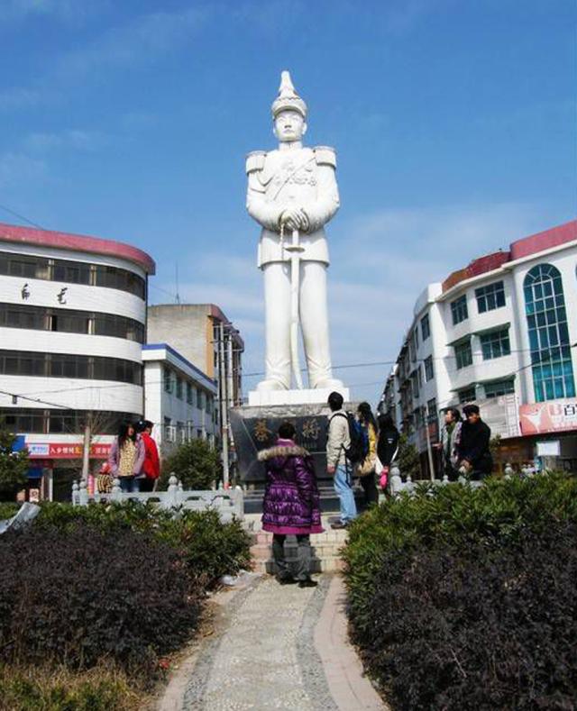 湖南邵陽洞口縣一個大鎮(zhèn),是蔡鍔的故鄉(xiāng),入選全國重點鎮(zhèn)名單